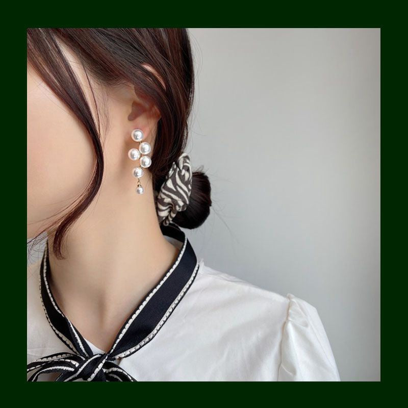 Leia Pearl Tassel Earrings