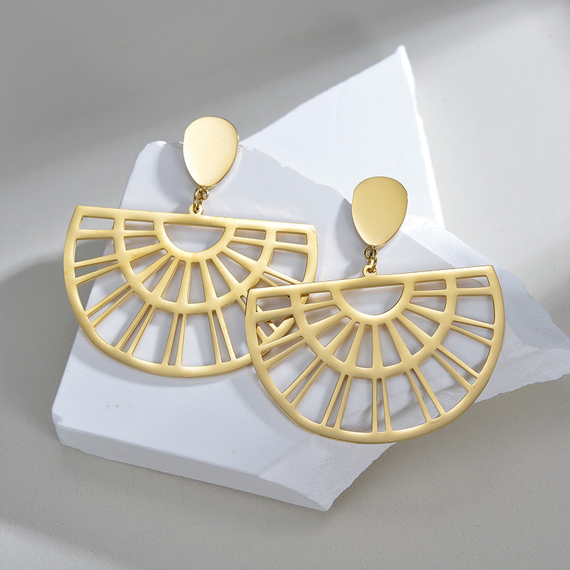 Marie Geometric Stud