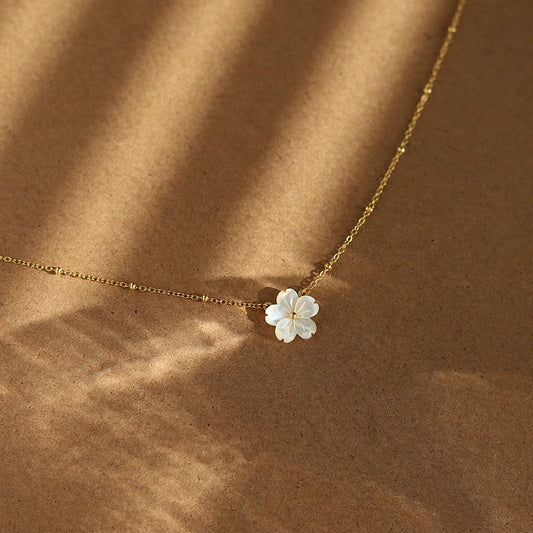 Lily Floral Pendant Necklace